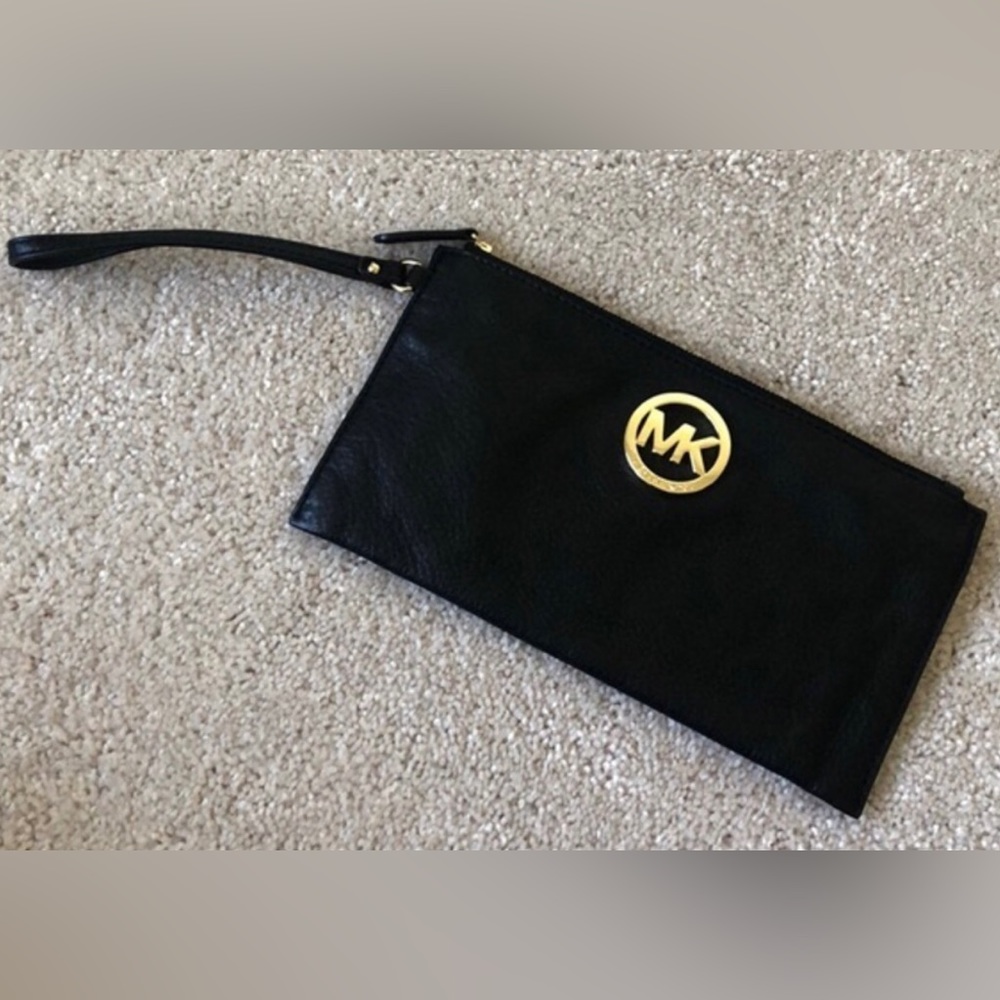 Michael Kors Fulton Clutch/Wristlet - Black with gold accents